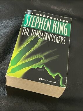 Stephen King "The Tommyknockers" Paperback